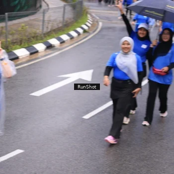 Runner Photo 7950004
