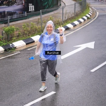 Runner Photo 7950006