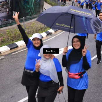Runner Photo 7950028