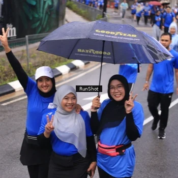 Runner Photo 7950032
