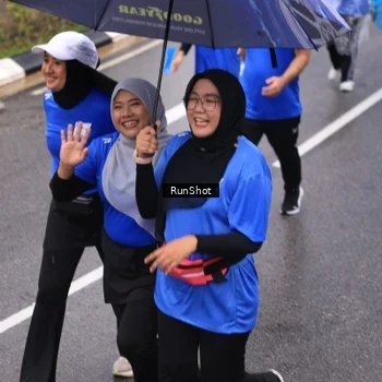 Runner Photo 7950042