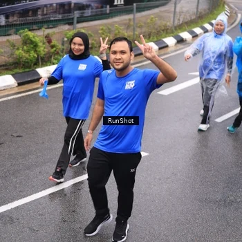 Runner Photo 7950059