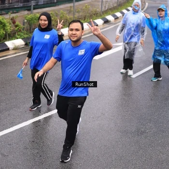 Runner Photo 7950060