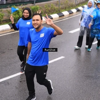 Runner Photo 7950063