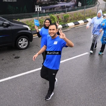 Runner Photo 7950072