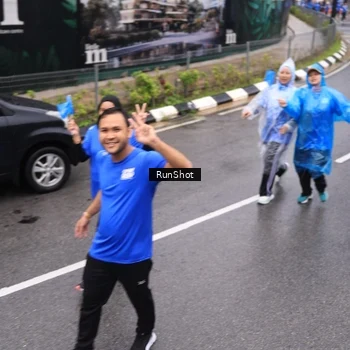 Runner Photo 7950084