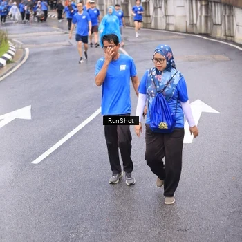 Runner Photo 7950101