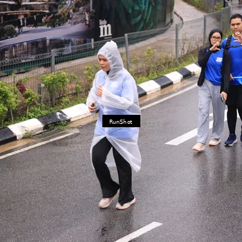 Runner Photo 7950117