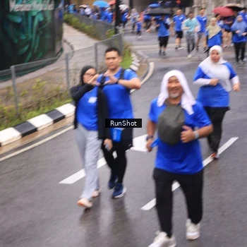 Runner Photo 7950127