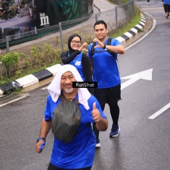 Runner Photo 7950142