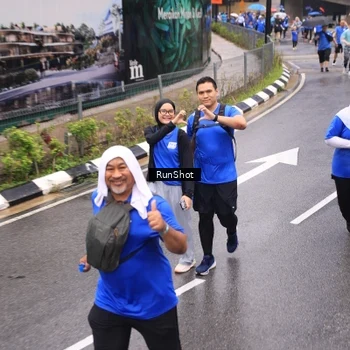 Runner Photo 7950144