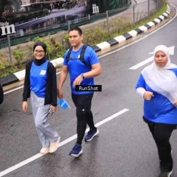 Runner Photo 7950165