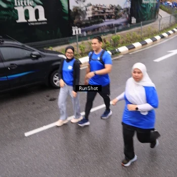 Runner Photo 7950172