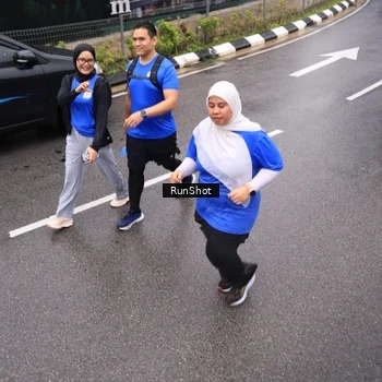 Runner Photo 7950174