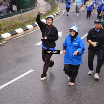 Runner Photo 7950180