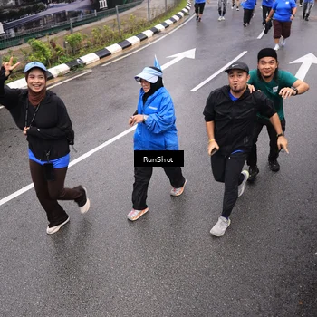 Runner Photo 7950195