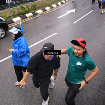 Runner Photo 7950207