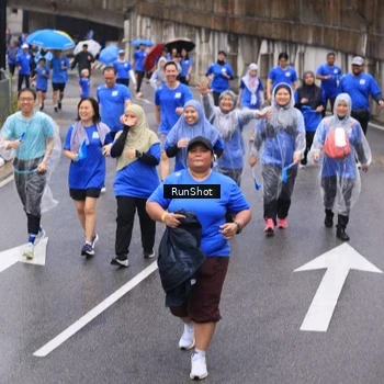 Runner Photo 7950231