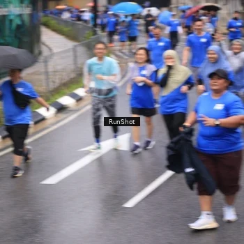 Runner Photo 7950237