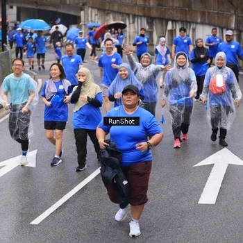 Runner Photo 7950238