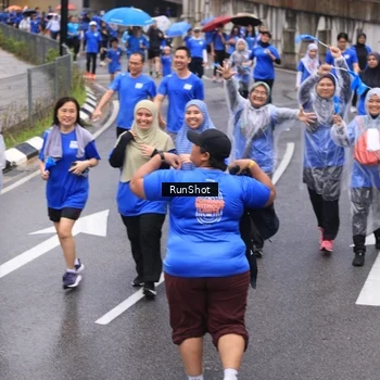 Runner Photo 7950252