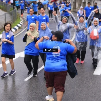 Runner Photo 7950256