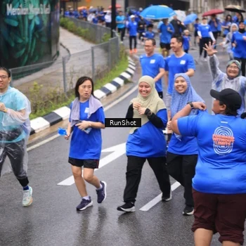 Runner Photo 7950269
