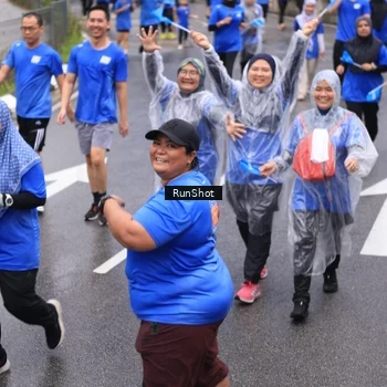 Runner Photo 7950272