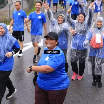 Runner Photo 7950274