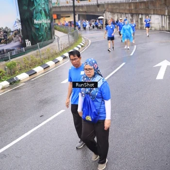 Runner Photo 7950282