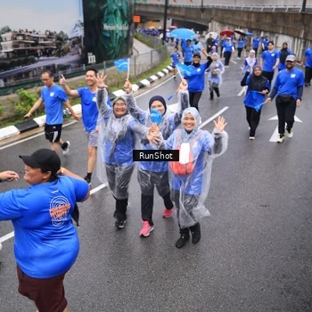 Runner Photo 7950299