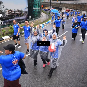 Runner Photo 7950301