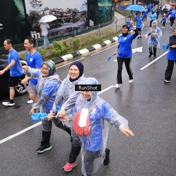 Runner Photo 7950328