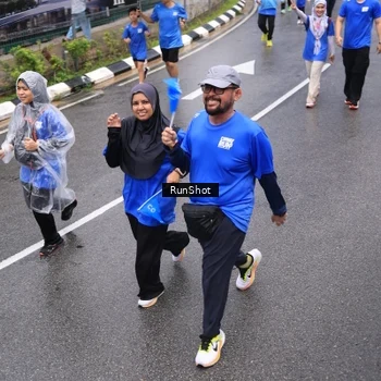 Runner Photo 7950340