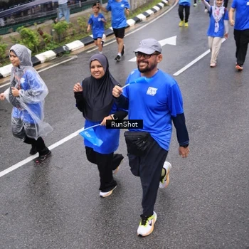 Runner Photo 7950341