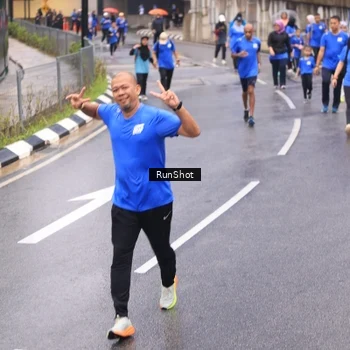 Runner Photo 7950343
