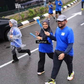 Runner Photo 7950344