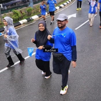 Runner Photo 7950345