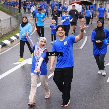 Runner Photo 7950354