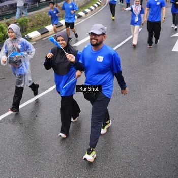 Runner Photo 7950357