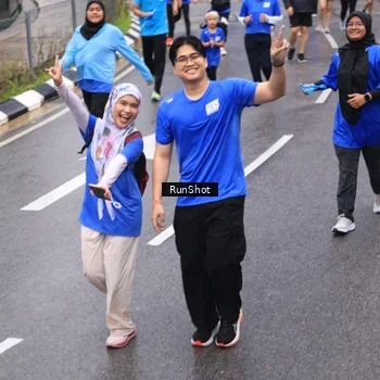 Runner Photo 7950361