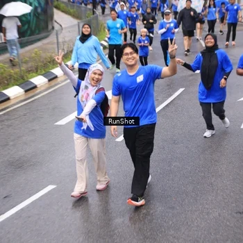 Runner Photo 7950363