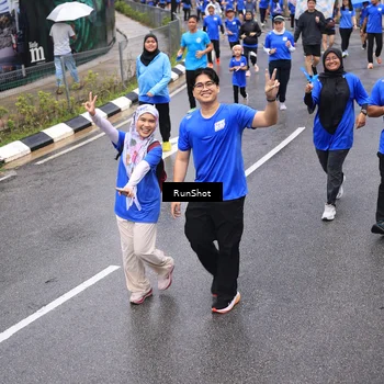 Runner Photo 7950367