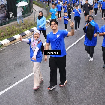 Runner Photo 7950368