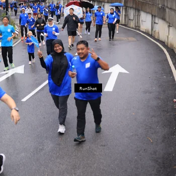 Runner Photo 7950375