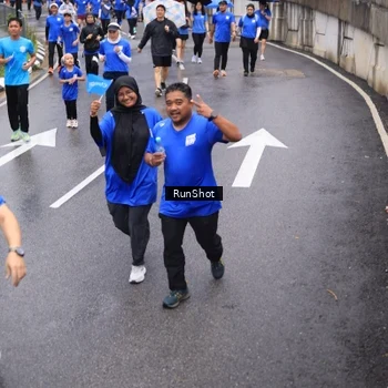 Runner Photo 7950376
