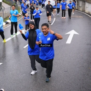 Runner Photo 7950380