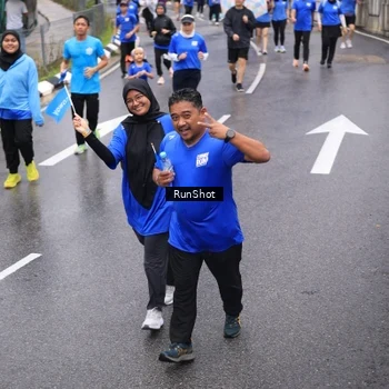 Runner Photo 7950382