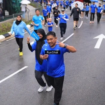 Runner Photo 7950383
