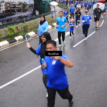 Runner Photo 7950390